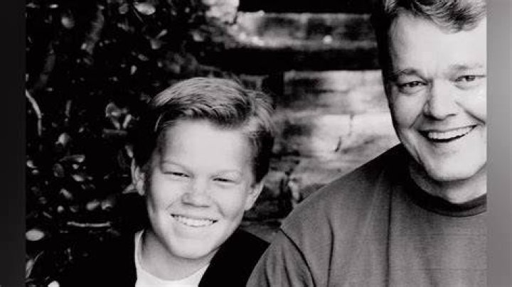 Discover The Influence Of Jesse Plemons' Father On His Success: A Mentor And Inspiration