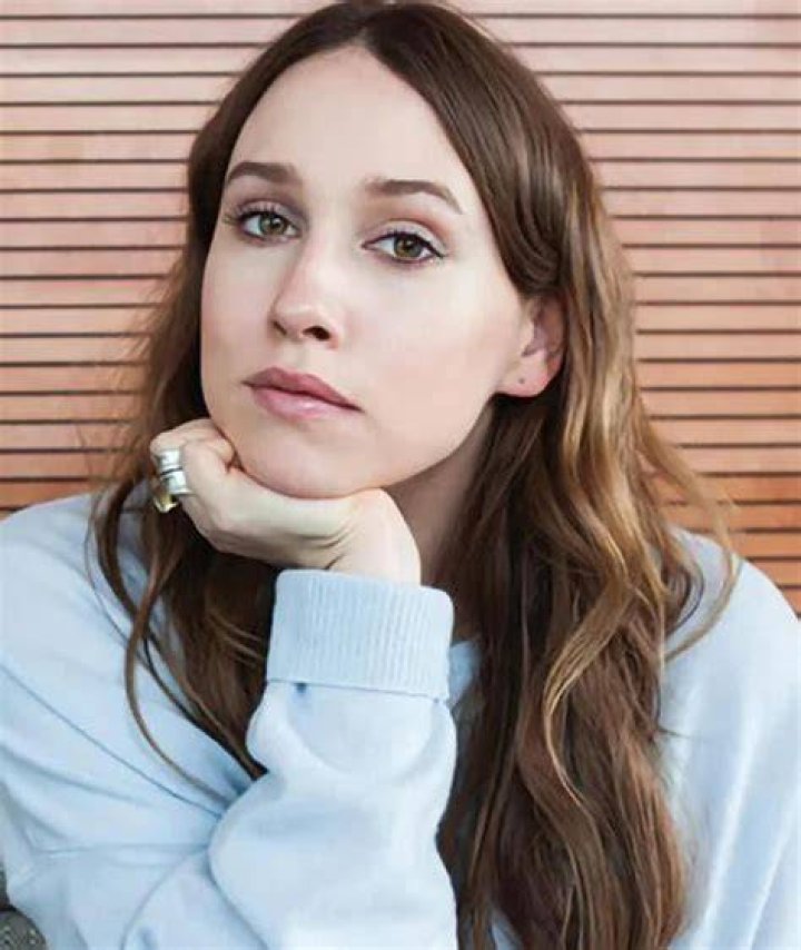 The Enchanting Sarah Sutherland: A Journey Into Her Stellar Acting Career