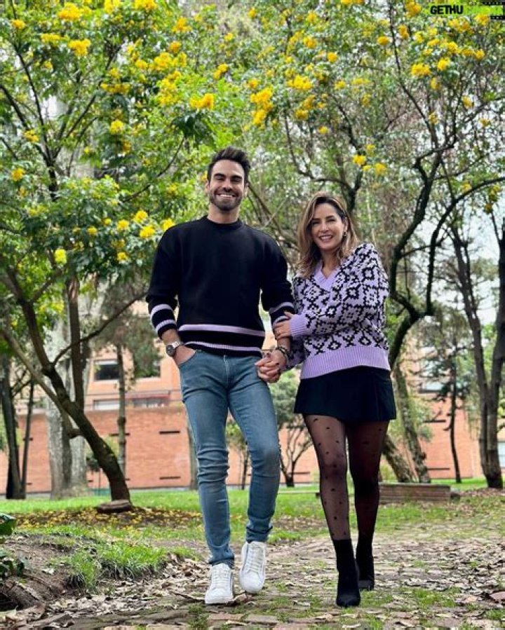 Who Is The Husband Of Carmen Villalobos? Complete Guide